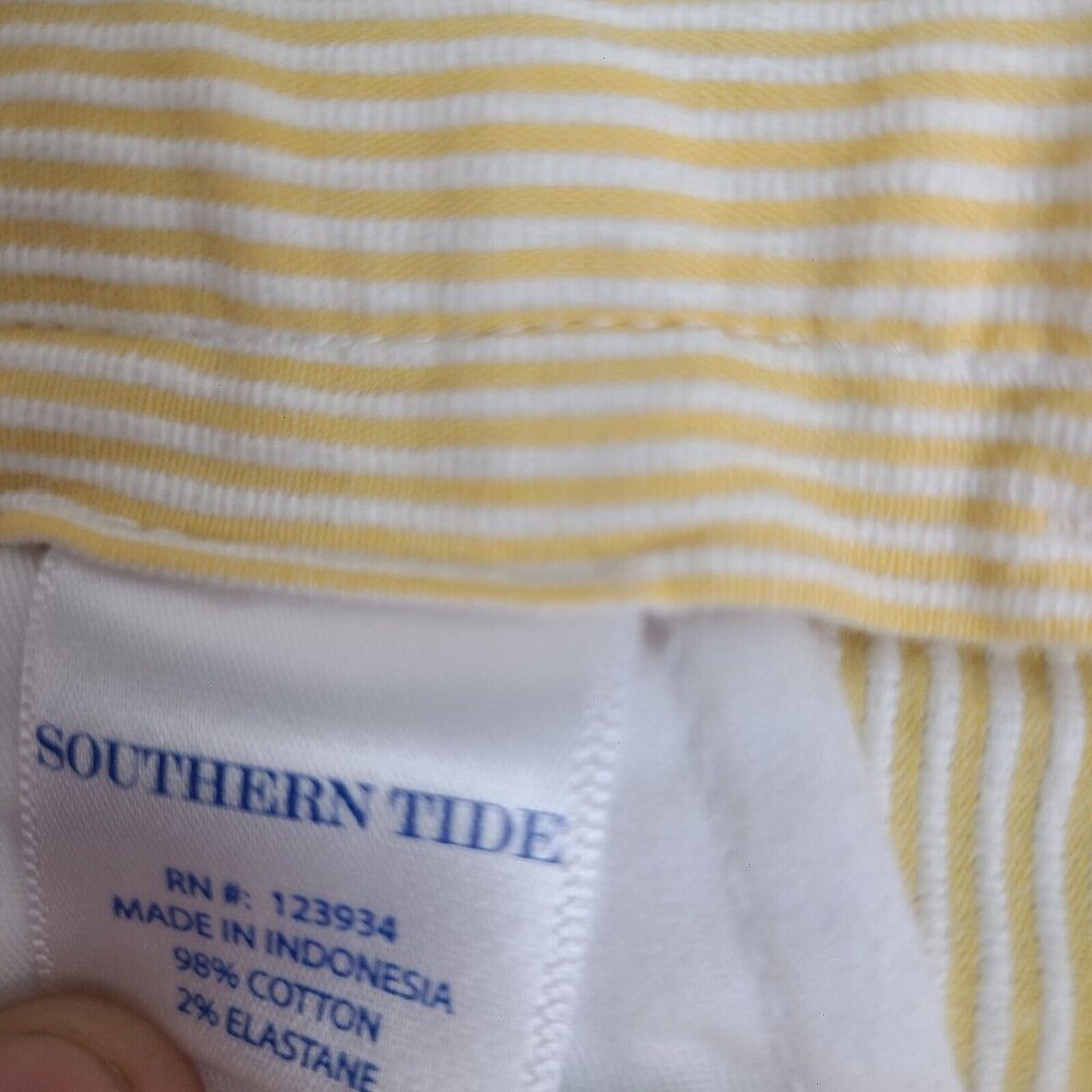 Southern Tide Classic Fit Shorts Cotton Corduroy Yellow‎ Size 35 Men's Shorts - Picture 3 of 9